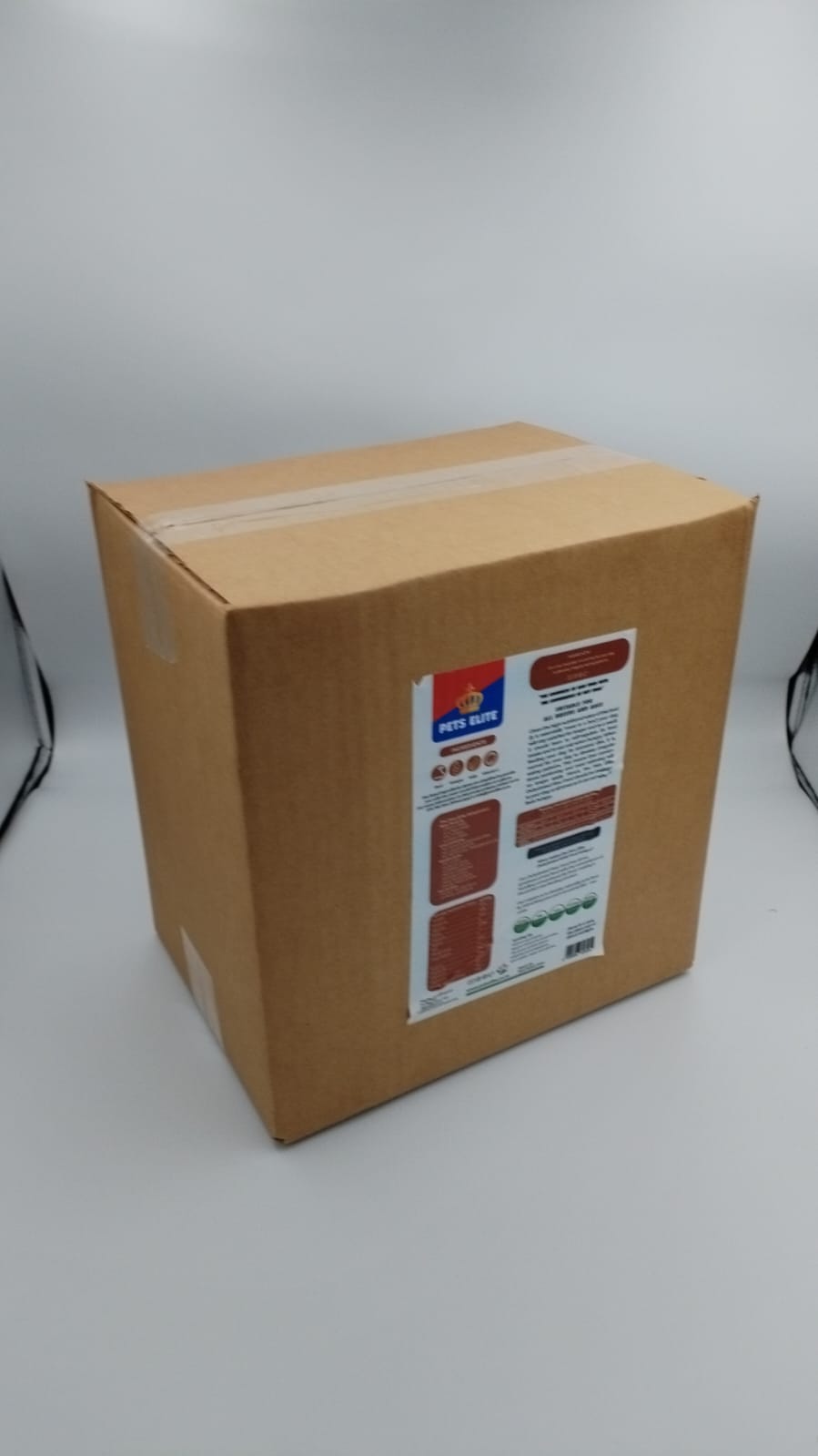 Pets Elite Dehydrated Raw Beef Value Box, back of pack showing ingredients and feeding guide (view 1 of 2) — dehydrated raw beef complete dog food from Snout & Swagger